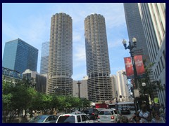 Skyline from the Loop, street level 42 - Marina City